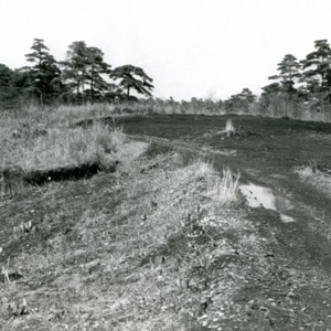 2昭和41年(1966)宅地造成中の諏訪山.jpg
