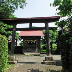 住吉神社鳥居と社殿.jpg
